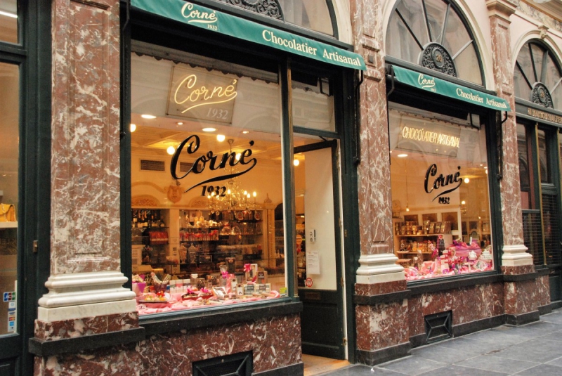 ecommerce-MANDELIEU LA NAPOULE-min_chocolate_chocolaterie_shop_luxury_chic_gallery_brussels_belgium-558146